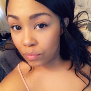 Meet your Posher, Rebecca